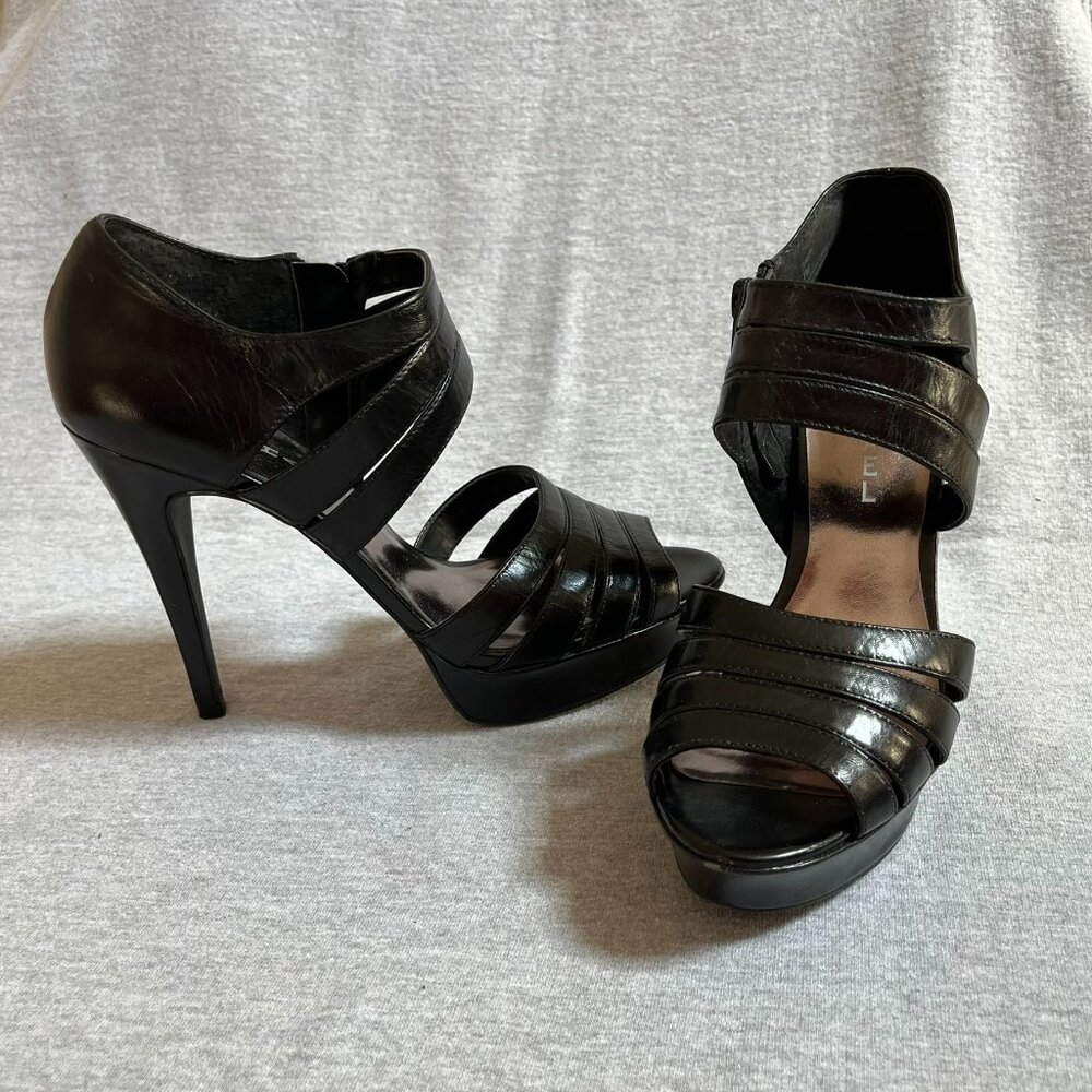 Michael Shannon Black Leather Platform Sandals.  Size 7.